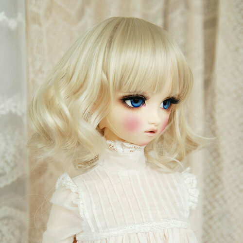 Leekeworld Wig W129_M (Объёмный волнистый парик размер 17,7-20,3 см светлый блонд для кукол Ликиворлд) парик объёмный синий