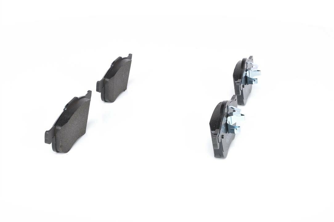 Тормозные колодки Bosch - фото №18