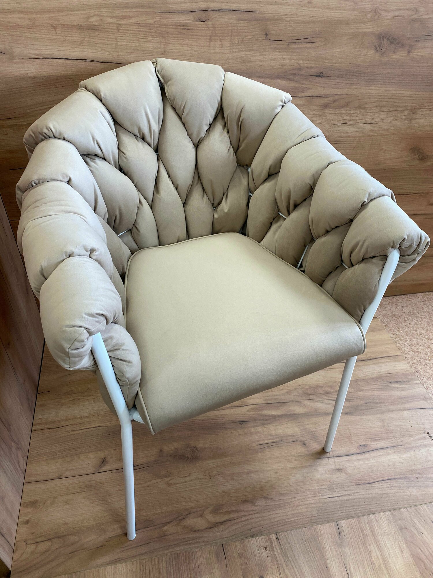 фото Кресло Трицепс, каркас белый, велюр графит