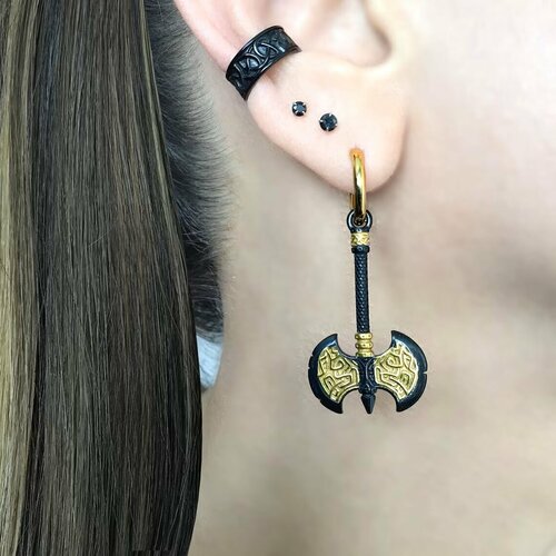 фото Серьги моно серьга бижутерия конго золотистая с подвеской "двух сторонний топор викинга" одиночная серьга кольцо хупы длинные готика висячие змея дракон готические серебро 925 кресты женские мужские для подростков протяжки анимекаффы, размер/диаметр 46 мм, золотой, черный starfallshop