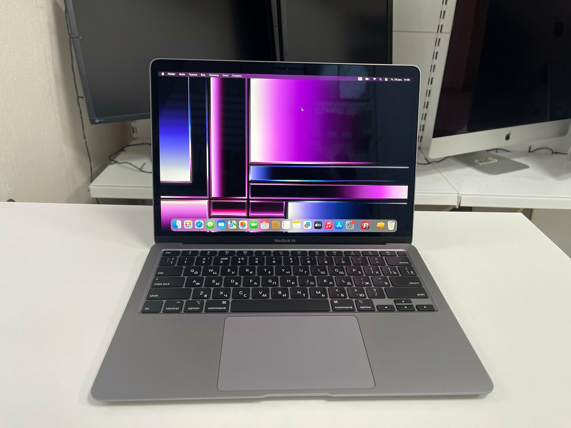 Macbook Air 13" 2020 Retina i3 1.1 GHz 8 Gb RAM 250 Gb SSD