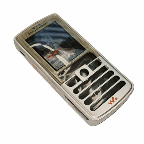 Корпус для Sony Ericsson W800 (Цвет: серебро)