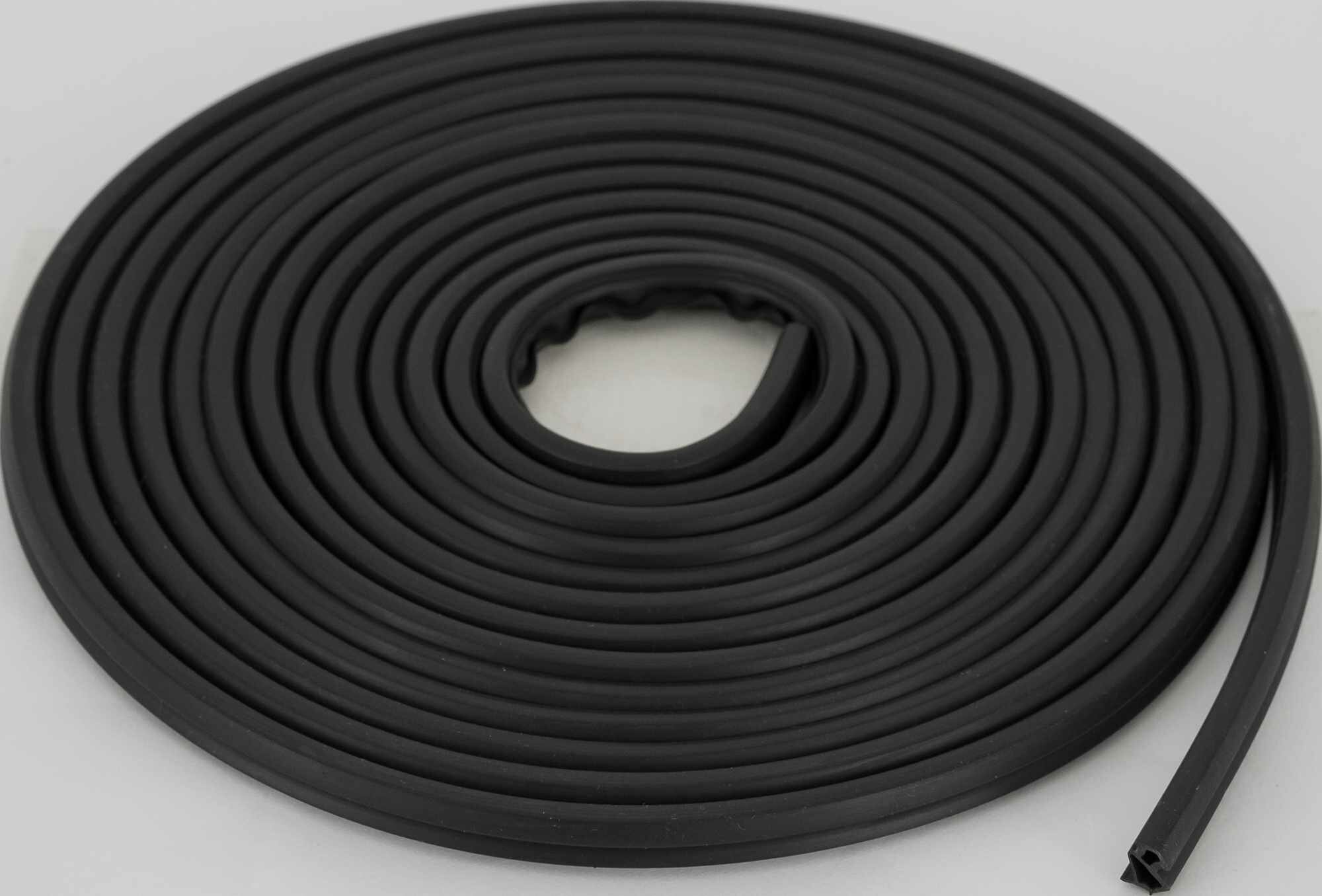 Уплотнитель для окон и дверей Veka 11.3х9.5Мм 5.5М цвет чёрный