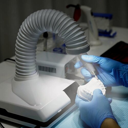 Изображение товара Пылесос зуботехнический шлифовальный Новейшая многофункциональная канистра с инновационной всасывающей турбиной от Incidental