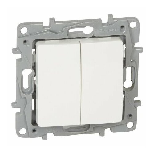 Двойной кулисный переключатель Niloe 6A ультра белый 664708 Legrand Bticino 3245066647081 8010₽