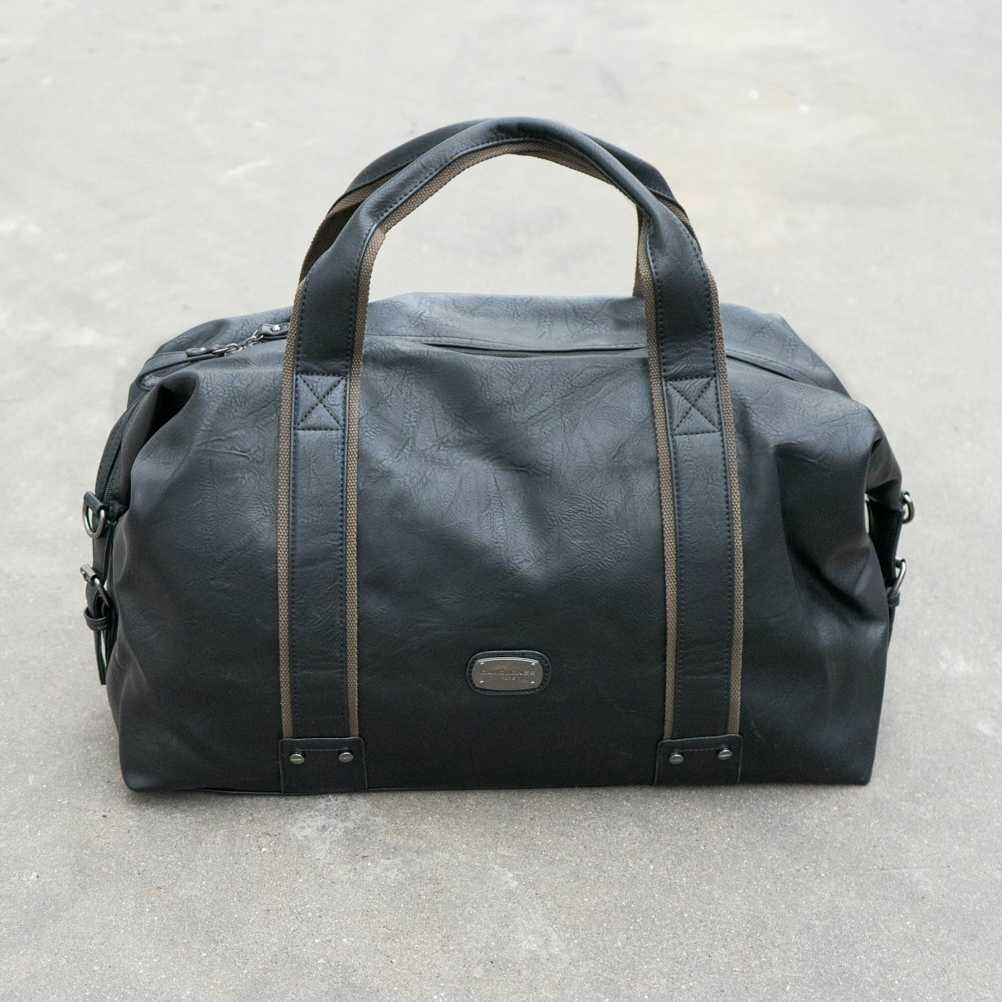 Большая дорожная сумка-саквояж, ручная кладь David Jones Duffle, 35Л. - фотография № 2