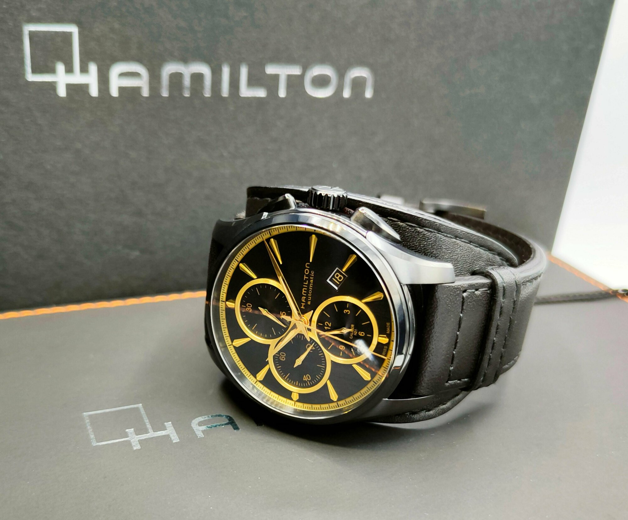 Часы Hamilton Jazzmaster H32506730