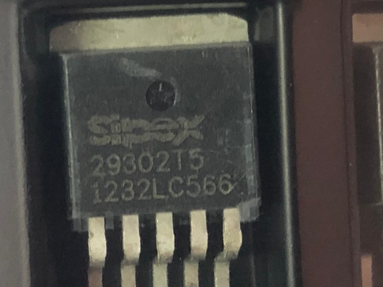 SPX29302t5