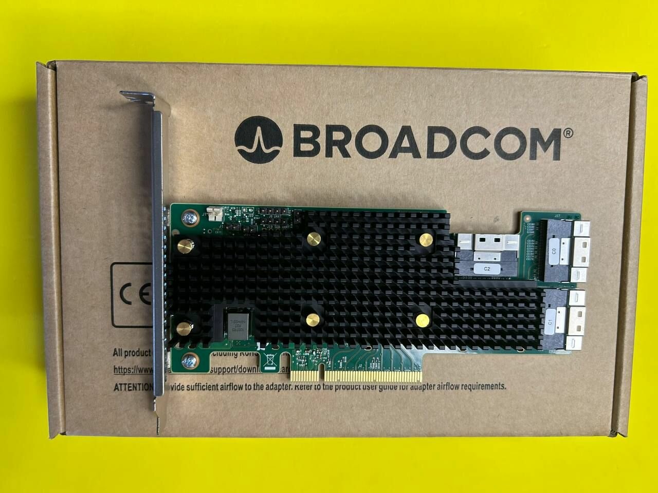 Адаптер Broadcom LSI 9600-24i SGL (05-50111-01)