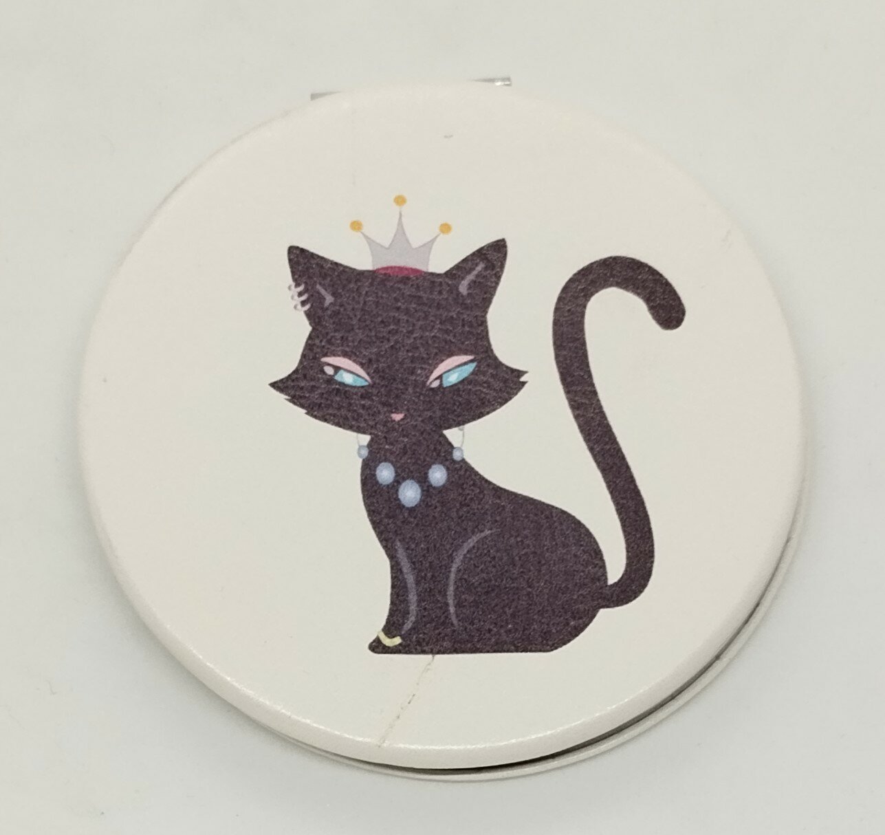 Зеркало кожаное, круглое "Кошечка с короной, голубые глазки"