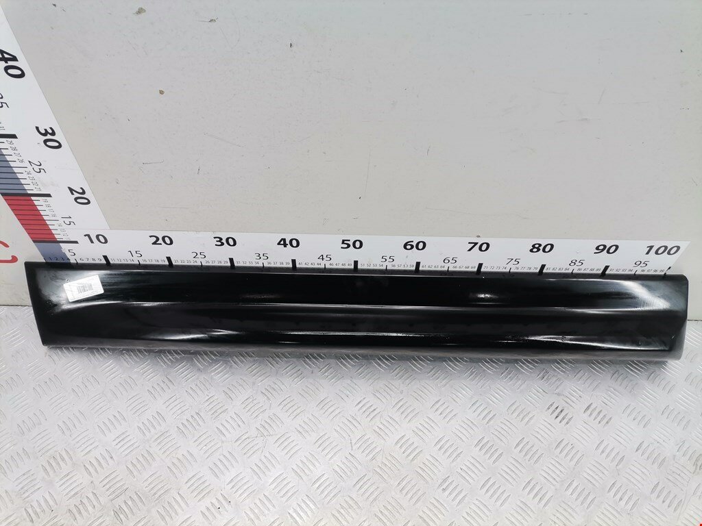 Накладка (молдинг) двери передней левой Land Rover Range Rover Sport 1 DGP000211 арт. 1772003