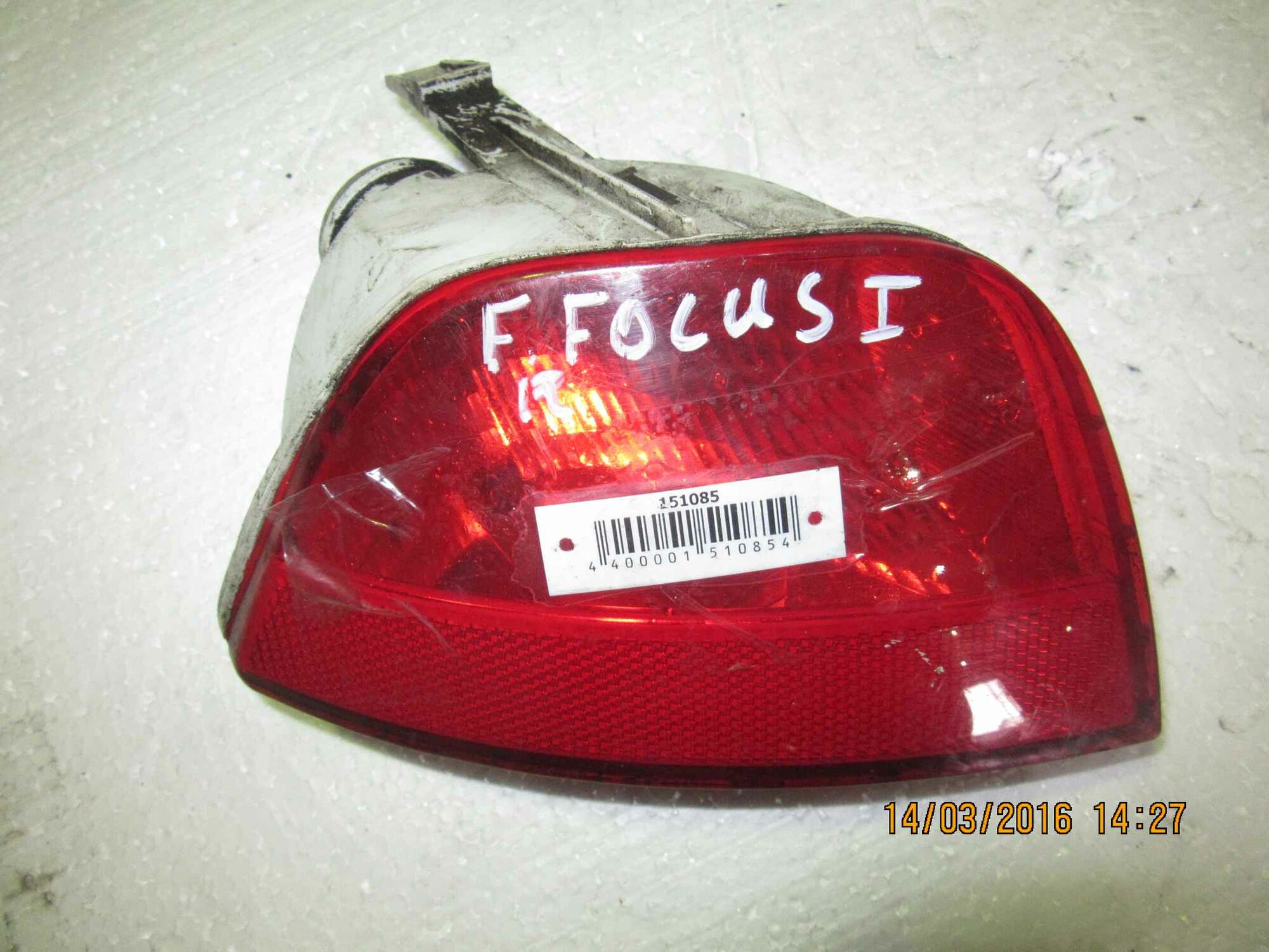 Фонарь габаритный правый Ford Focus 1 1M515K272A арт. 151085
