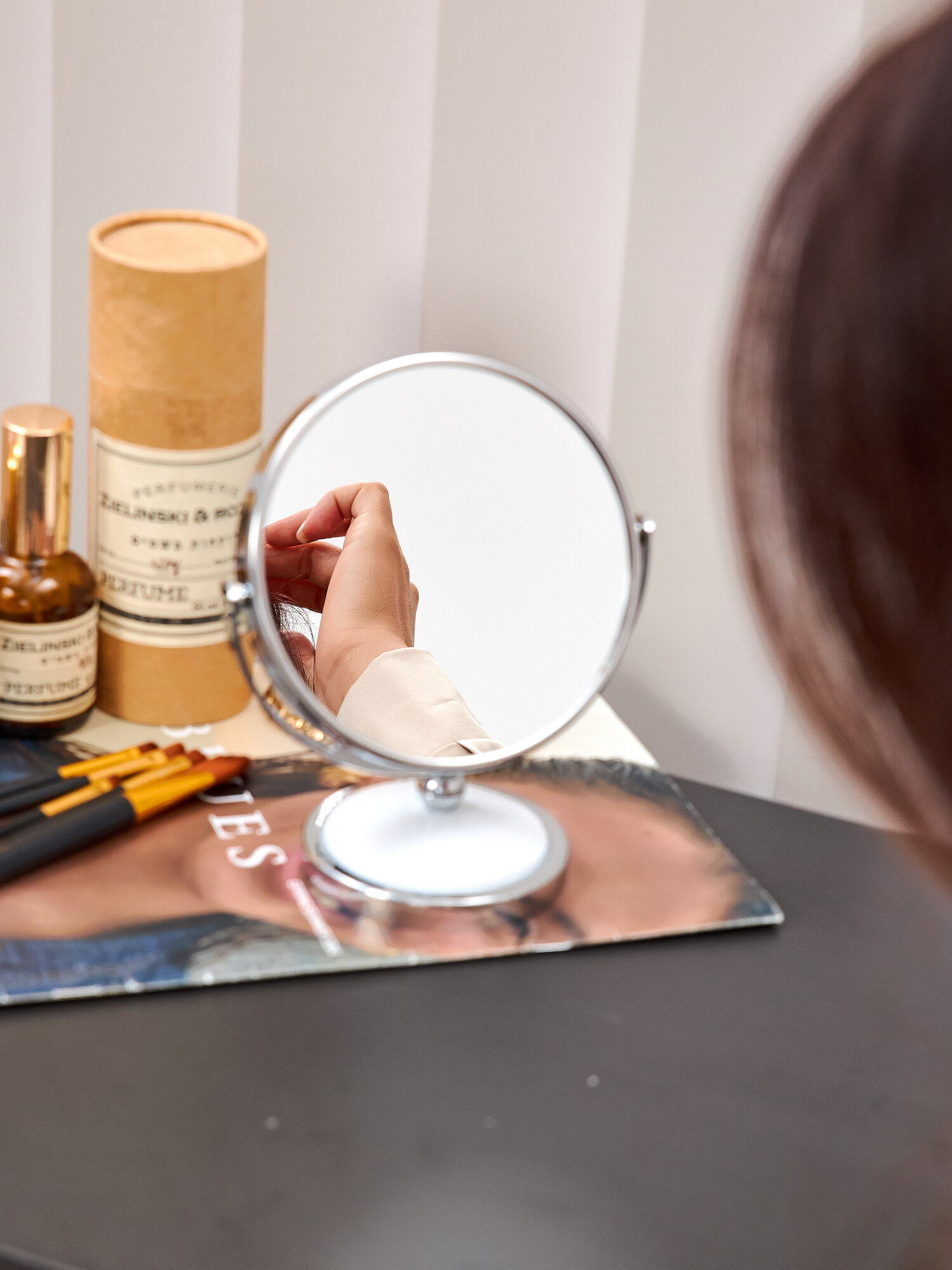 Зеркало KROFFOS "Eye", двустороннее, с увеличением, серебристое — фото 1