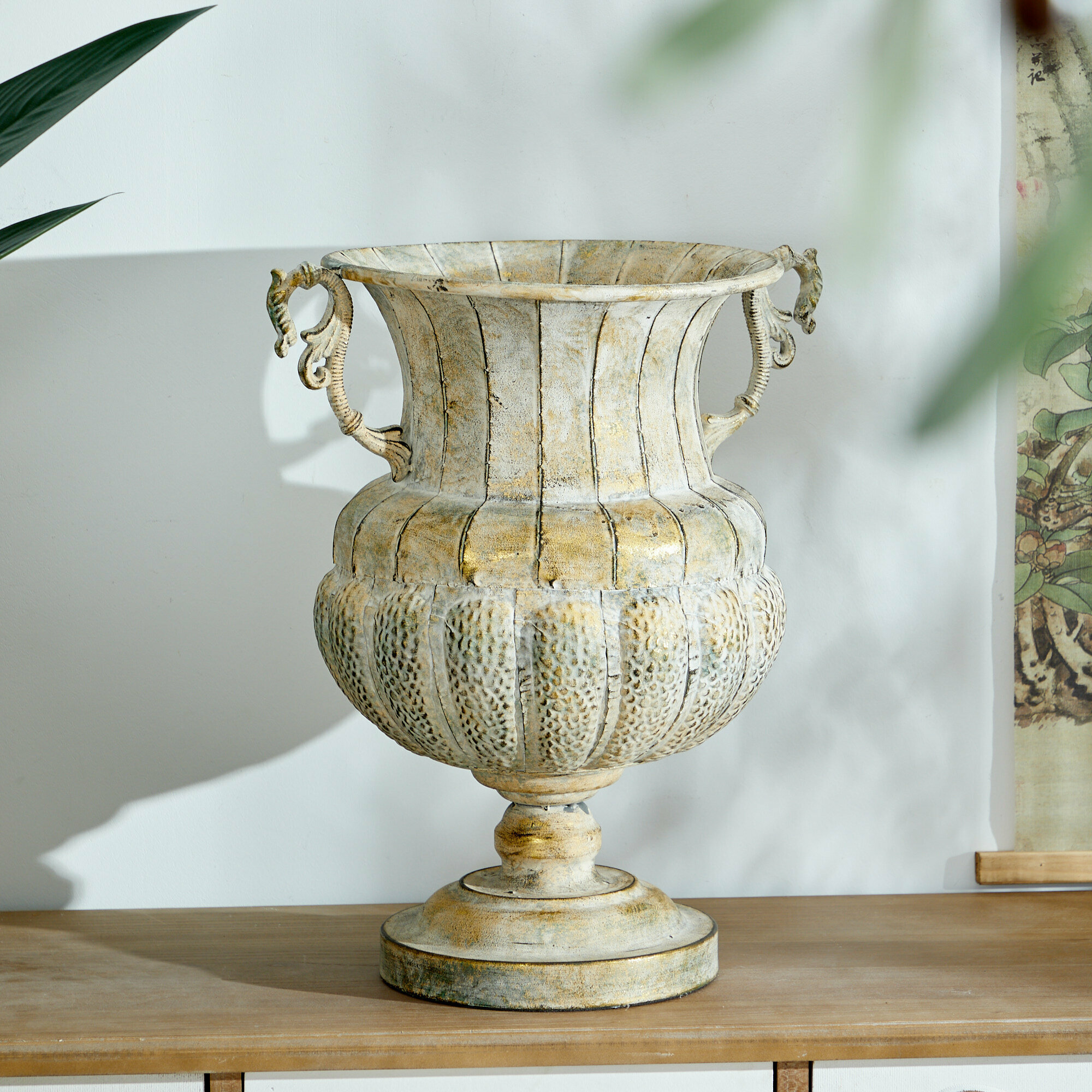 57-280 Ваза с ручками 41х33х49см, Железо, цвет золотистый, Glasar