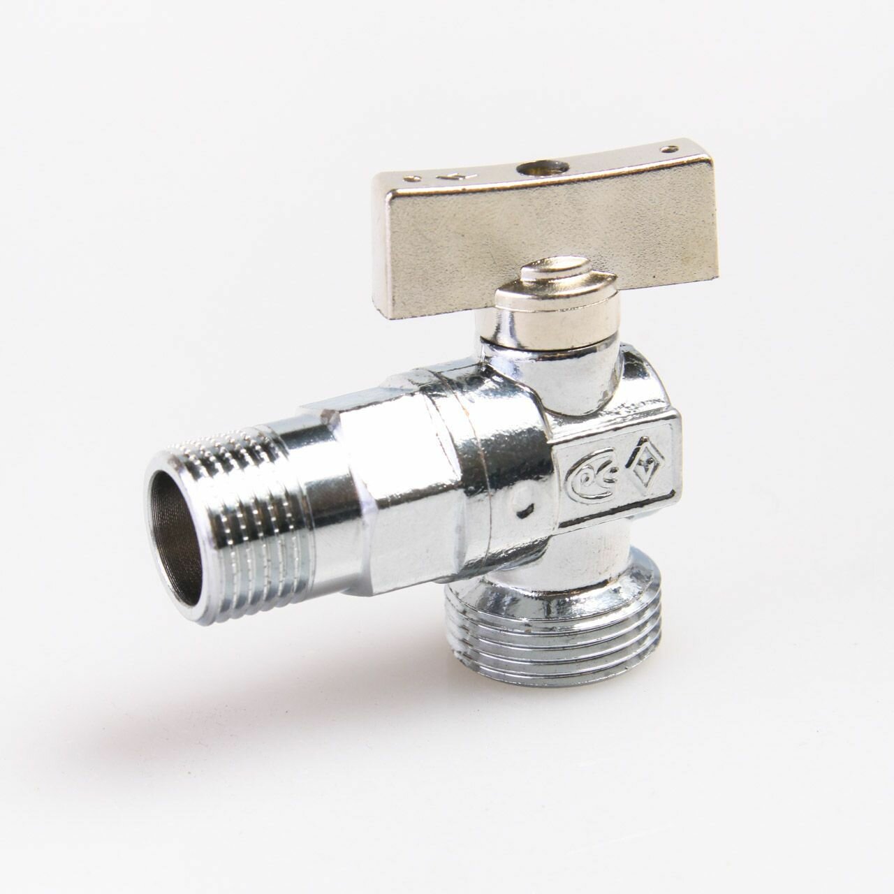 Кран угловой шаровый 1/2х3/4 Bugatti — фото 1