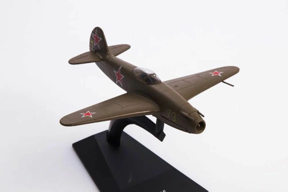 Масштабная модель 1/88, Самолет ЯК-15