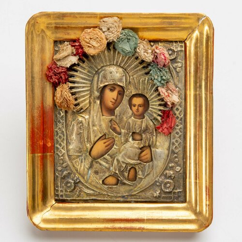 Икона Божией Матери Тихвинская в окладе и киоте, дерево, масло, латунь, стекло
