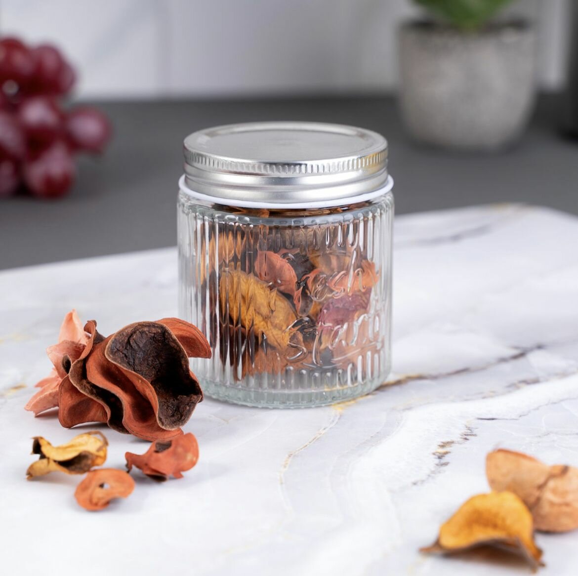 фото Банка стеклянная для хранения 120 мл/декоративная банка с крышкой