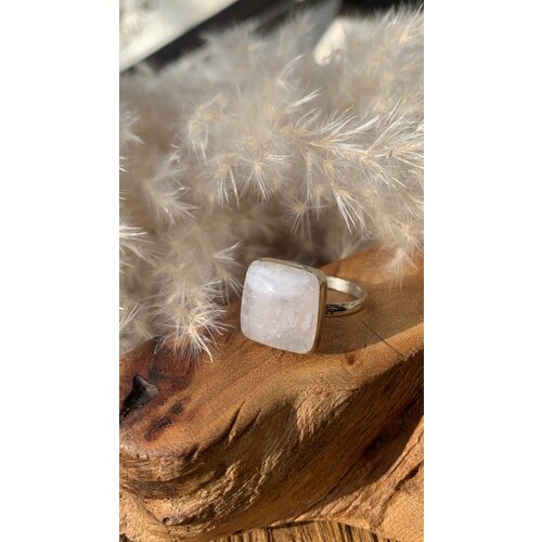 фото Кольцо true stones, кварц, размер 18, розовый