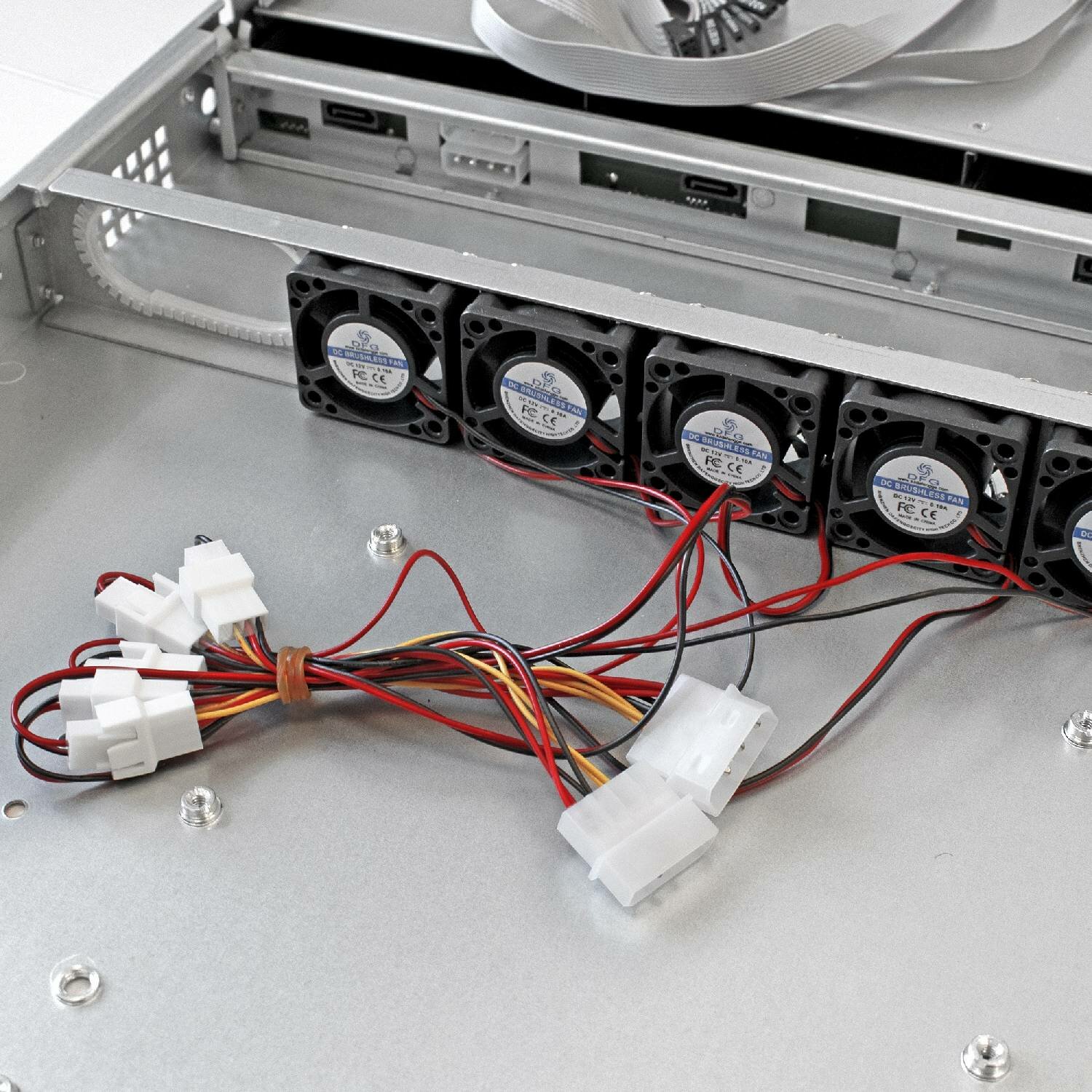 Корпус серверный 1U Exegate 19", высота 1U, глубина 660, БП 700W, 4xHotSwap, USB - фото №20