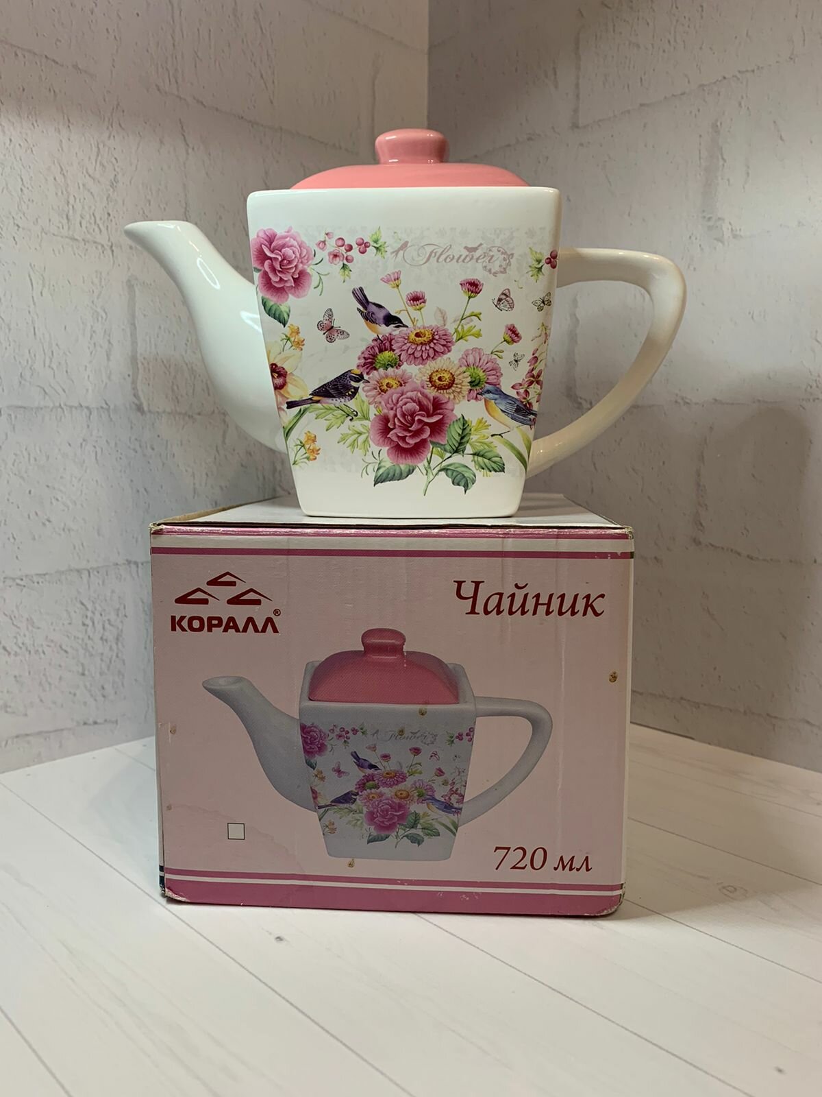 Заварочной чайник цветы с птичками