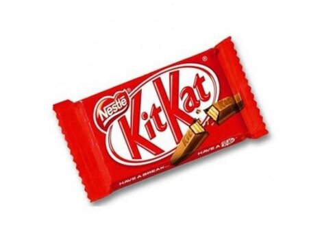 Шоколадный батончик KitKat с хрустящей вафлей 24 штуки по 415 г