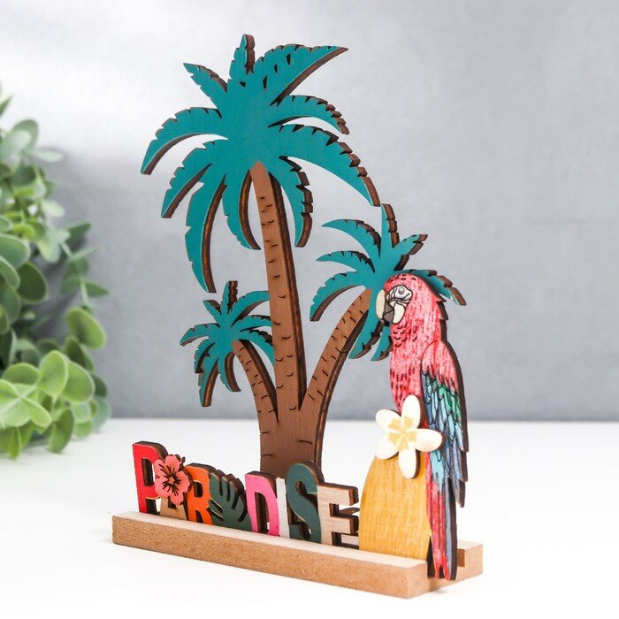 Сувенирная фигурка КНР "Попугай Ара и пальмы", дерево, 17х4х12 см