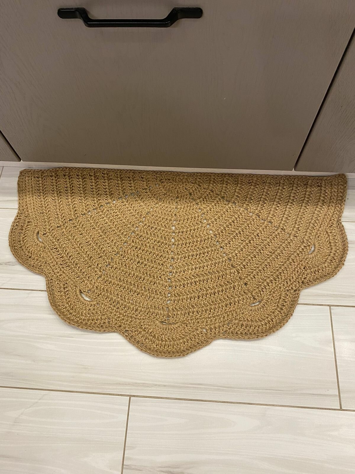 фото Ковер из джута ручной работы