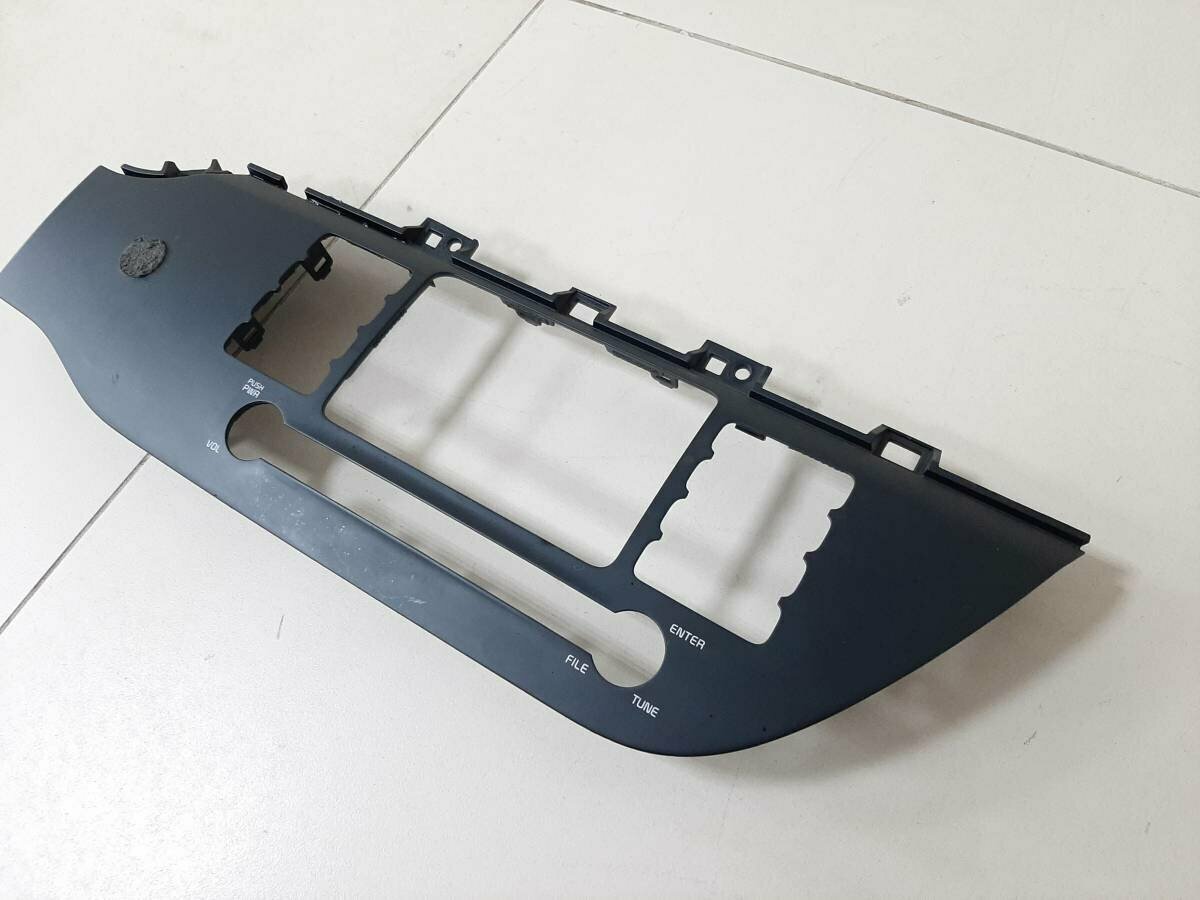 Рамка магнитола Kia Rio 4 Kia Rio IV (2017 — 2020) 84740-H0100