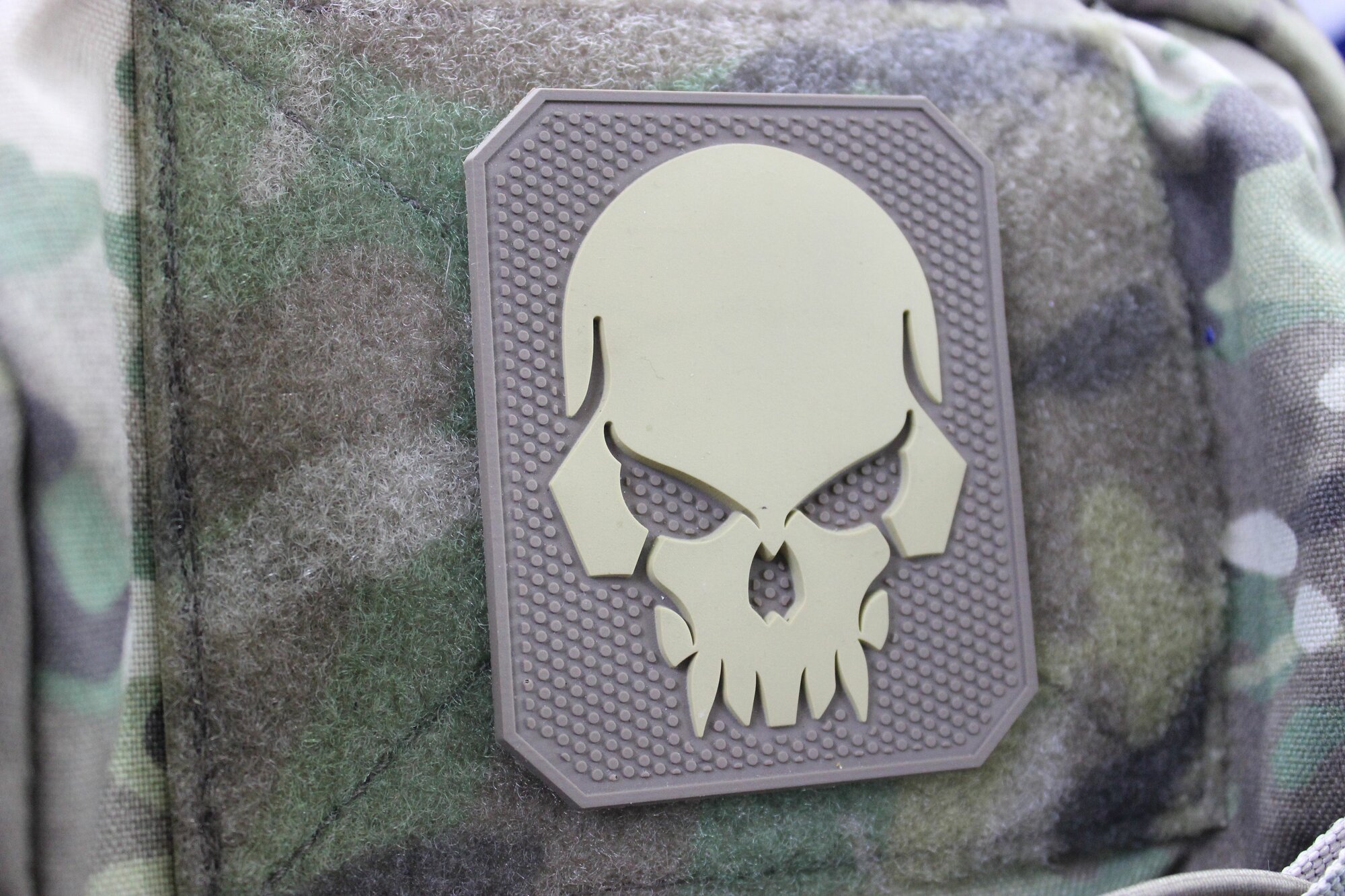 Патч Emerson PVS, шеврон тактический песочный — фото 1