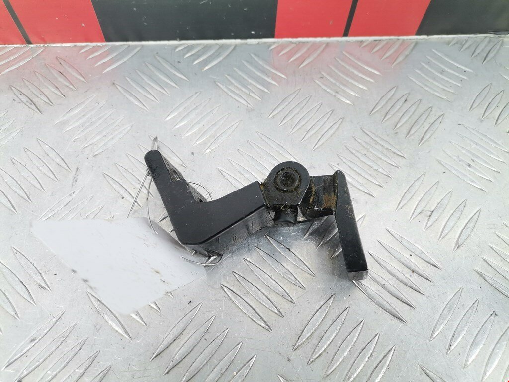 Петля двери задней левой Audi A6 C6 4F0833401B арт. 1764606