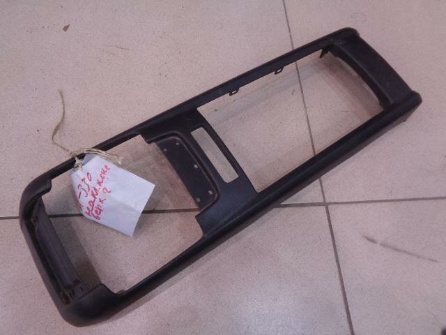 Накладка консоли КПП от Lexus RX 2003-2009