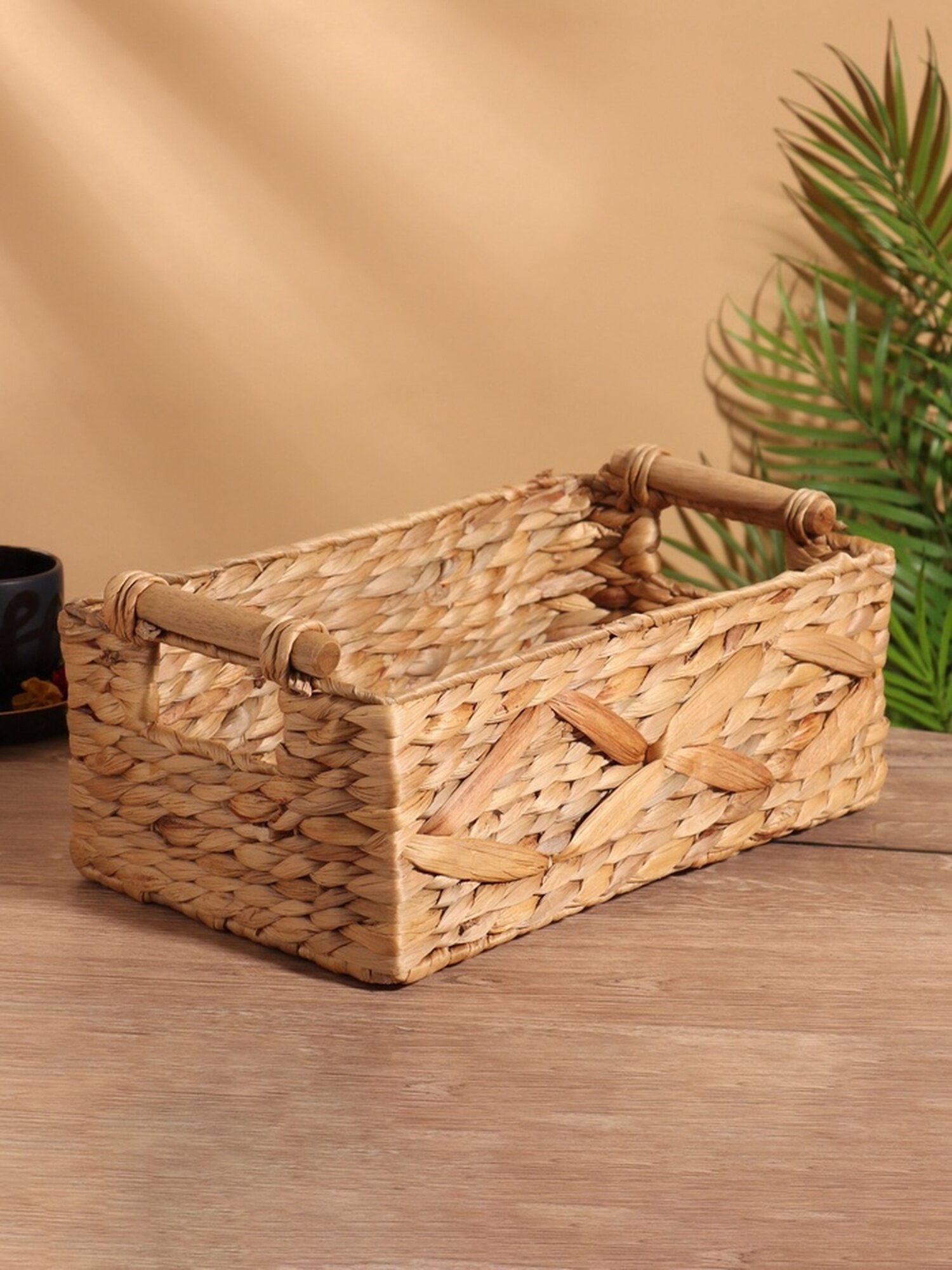 Корзина Сима-ленд плетеная для хранения водный гиацинт дерево бежевая 35x20x15 см