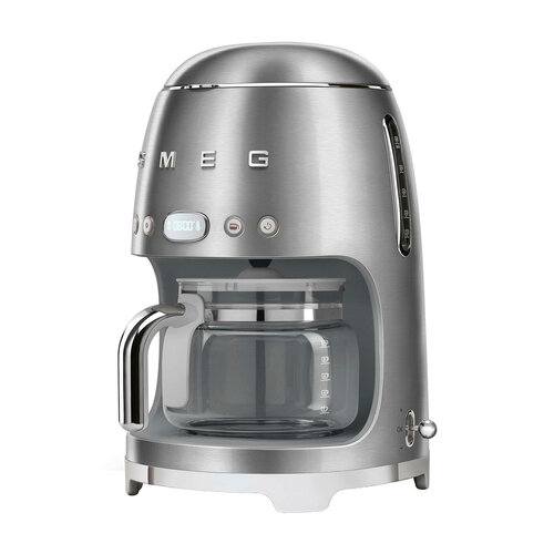 Кофеварка капельного типа Smeg DCF02SSEU 31999₽