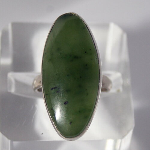 Кольцо True Stones, нефрит, размер 17.5, зеленый