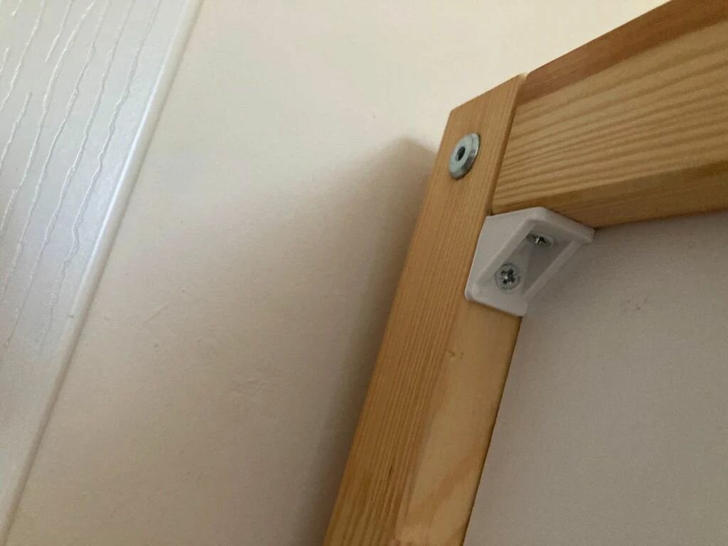 Уголки для мебели 20шт-белый