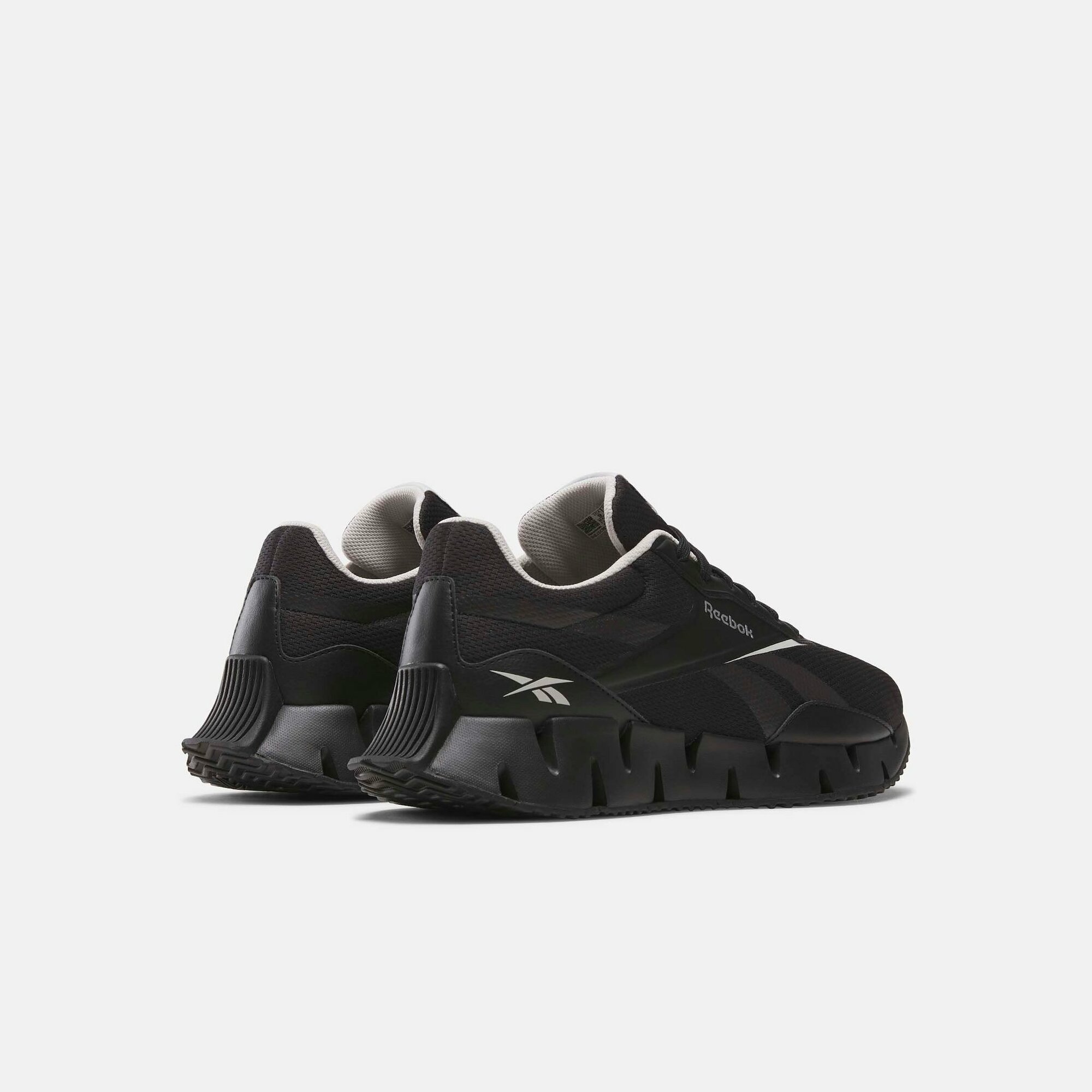 Кроссовки Reebok Zig Dynamica STR, размер 7,5 US, черный/серый — фото 1