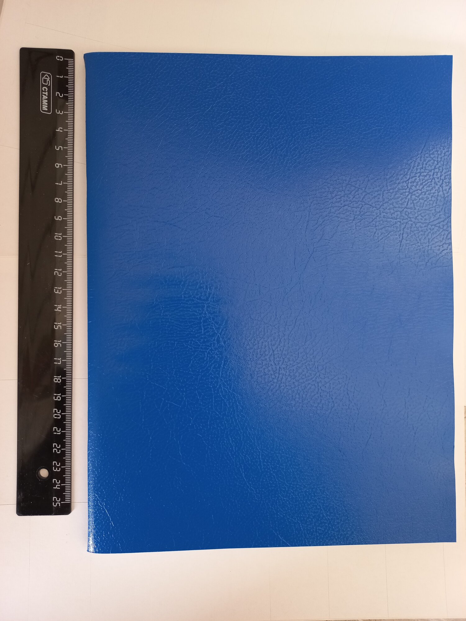 Тетрадь А4, 96 листов клетка Синий, обложка бумвинил, блок 60 г/м2