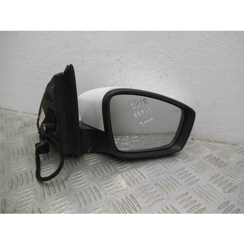 Зеркало боковое правое Skoda Rapid 5JC857508C арт1831-00156759 8036₽