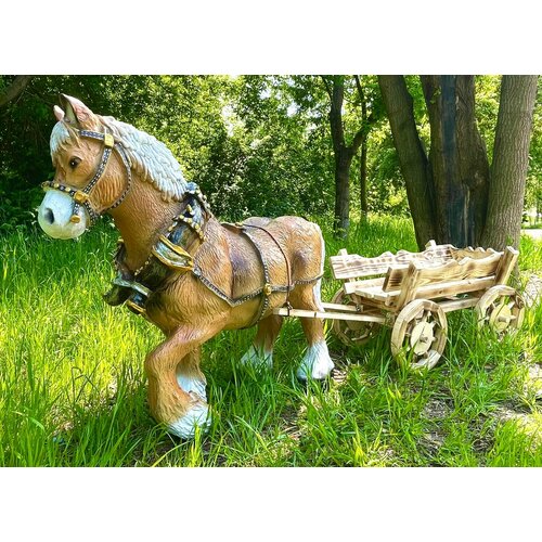 Садовая фигура Лошадь большая с тележкой