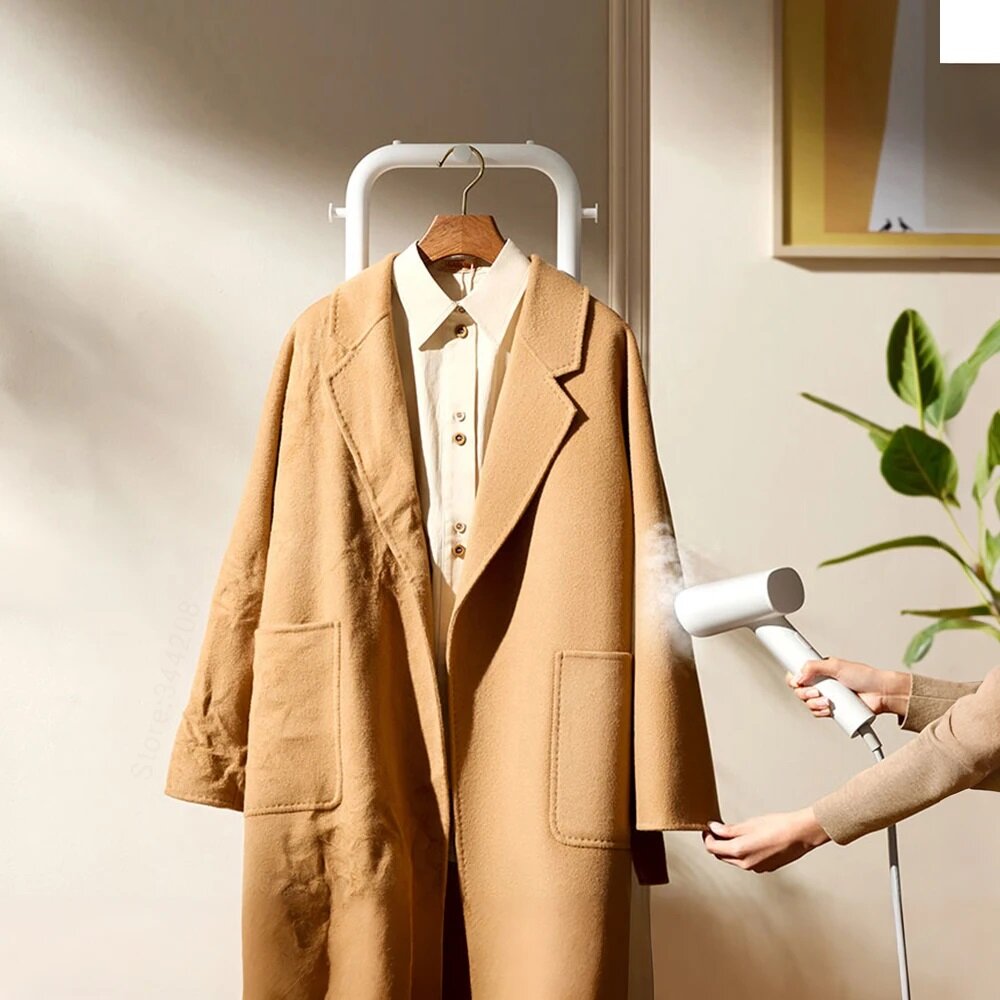 Отпариватели Для Одежды Xiaomi Вертикальный отпариватель с гладильной доской Xiaomi Mijia Vertical Garment Steamer (ZQGTJ02KL) CN-версия с переходником