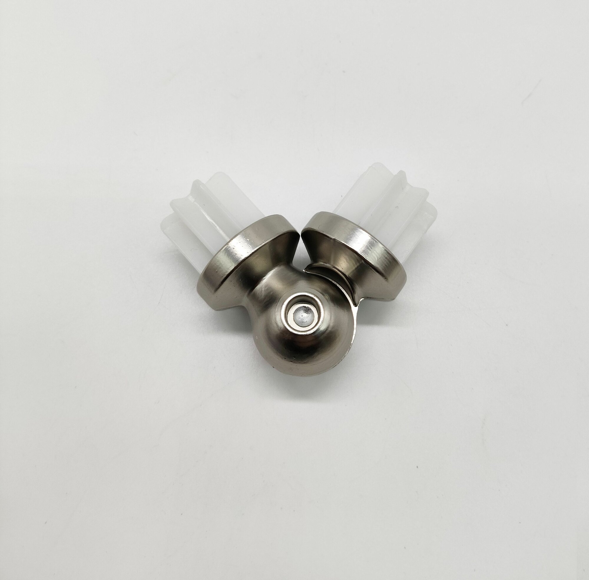 25 мм Соединитель для труб эркерный сатин 1 шт 