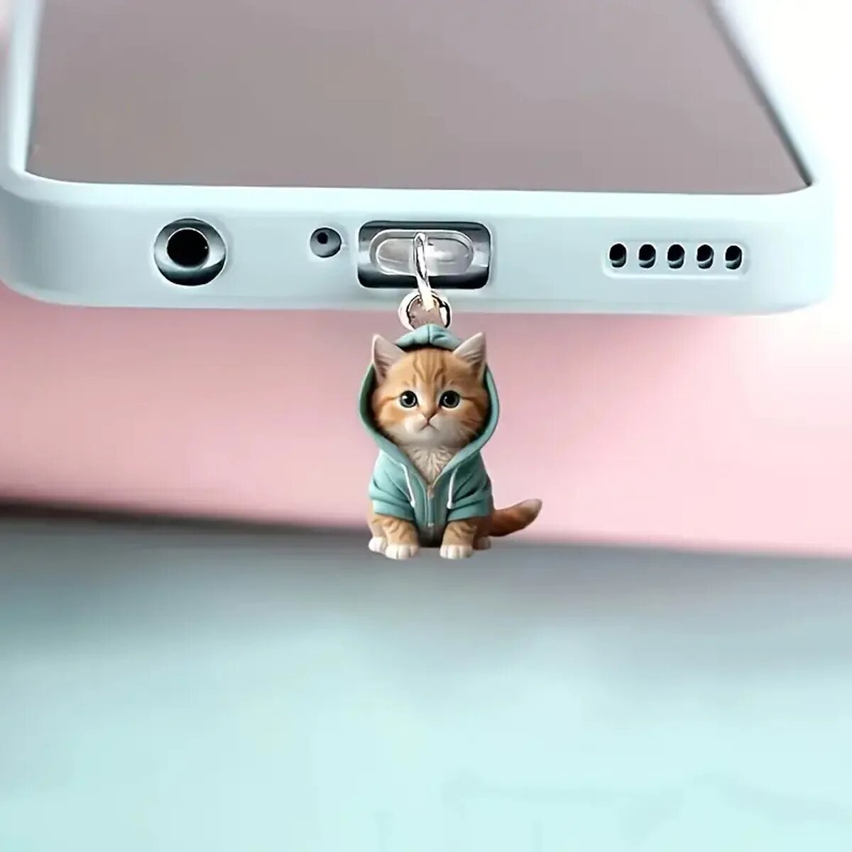 Мини-милый маленький кот, пылезащитная заглушка для телефона, подвеска, подходит для IPhone, Samsung Type-C, интерфейс, пылезащитная заглушка, аксессуар, украшение, Pink Lightning — фото 1