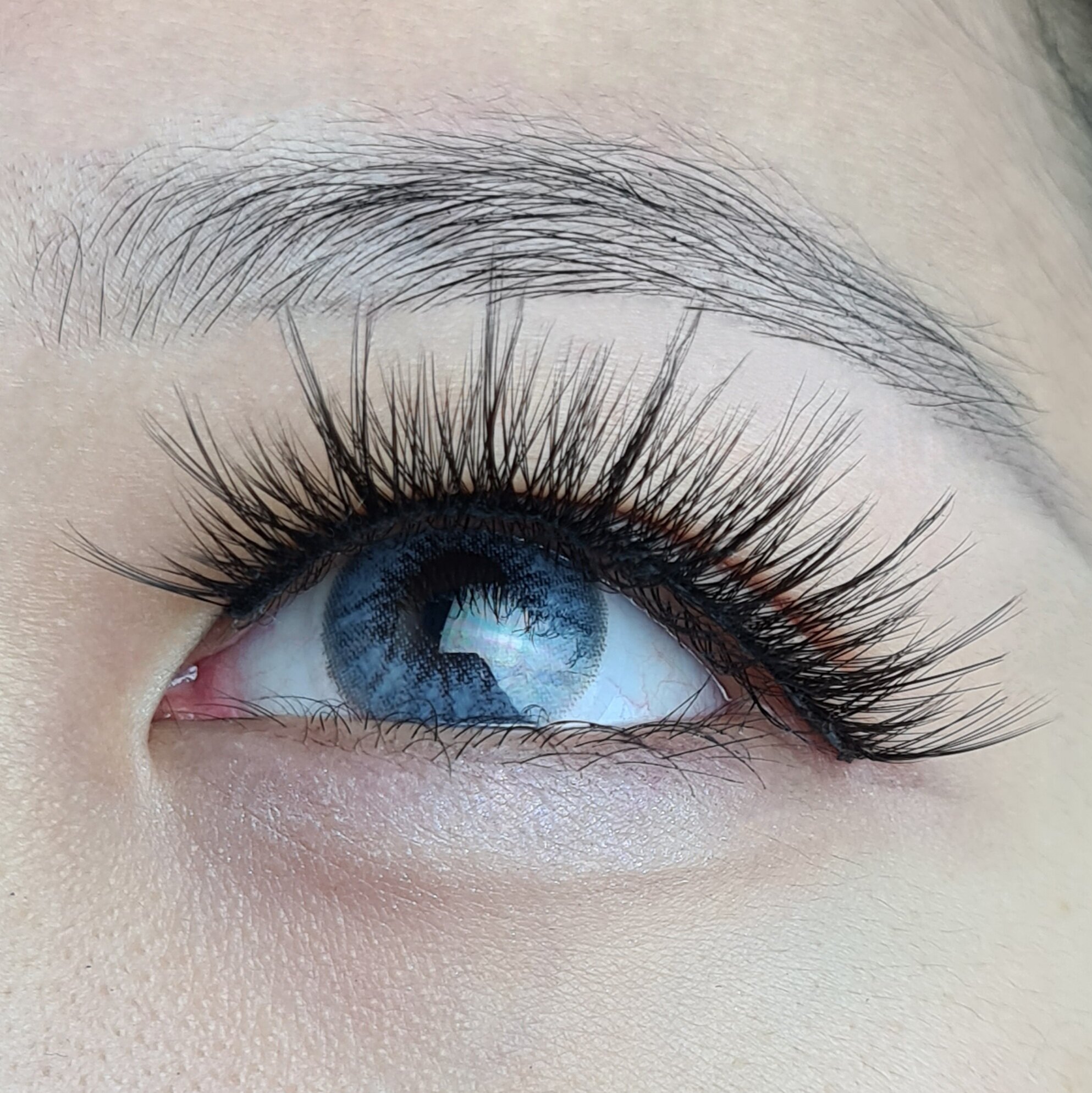 EDG BLUE -1.00 Контактные линзы для зрения, голубые, BC 8.6, DIA14.2, 12 месяцев — фото 1