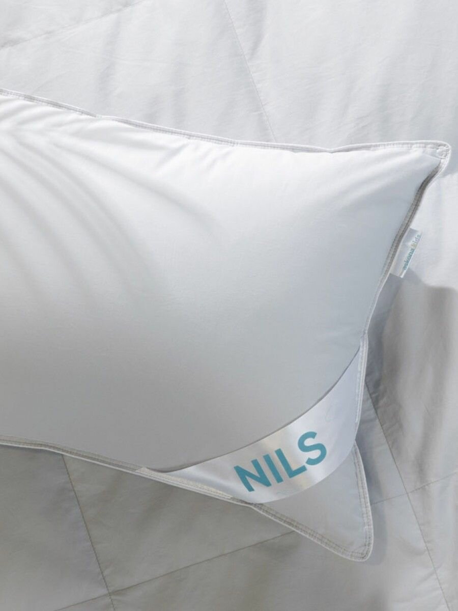 Подушка Askona Kids (Аскона) Nils (Нильс) 40x60, детская, искусственный лебяжий пух — фото 1