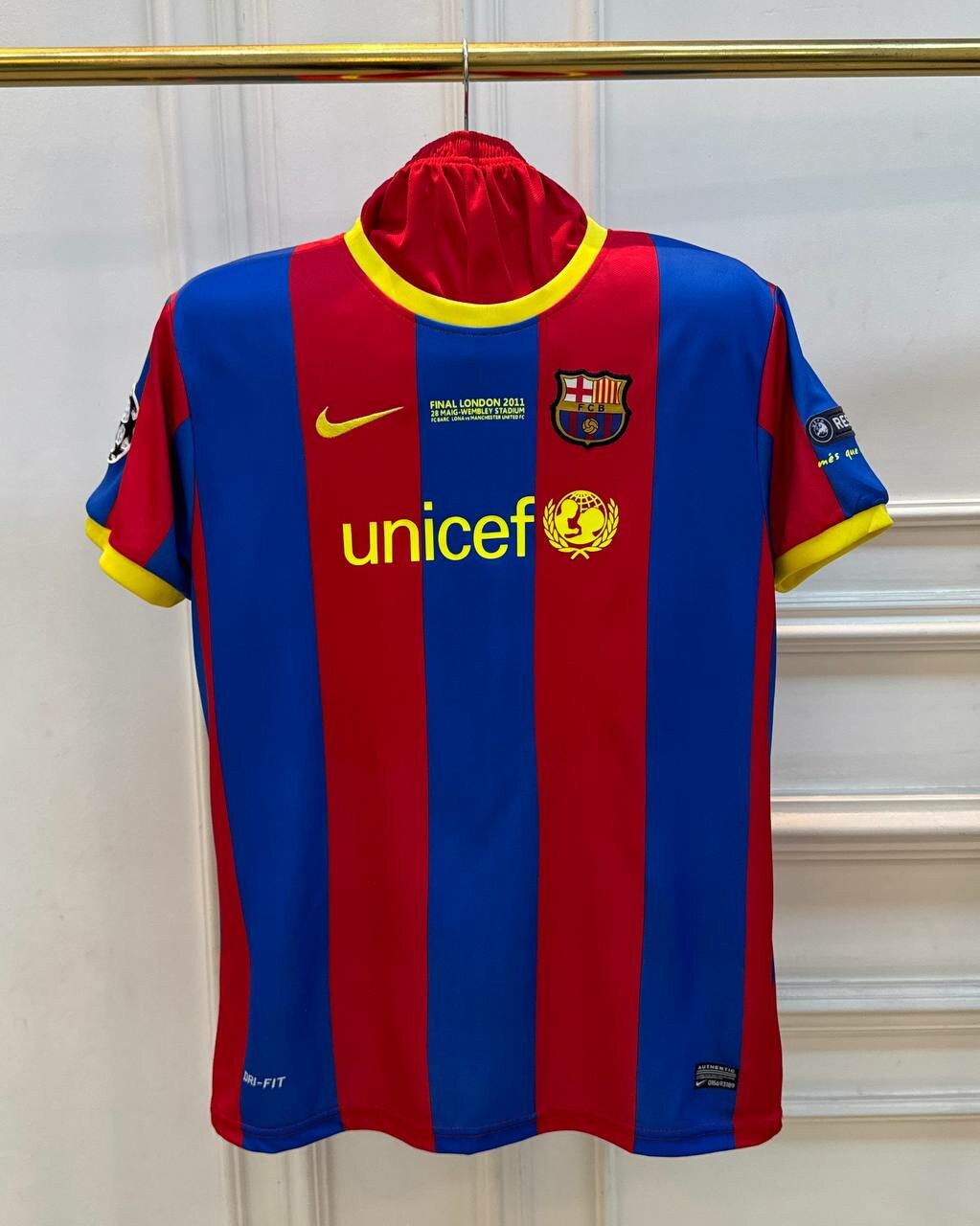 Форма спортивная , размер 16, красный — фото 1