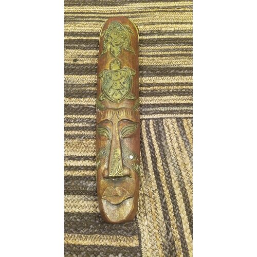 Маска деревянная декоративная настенная, 50/10 см