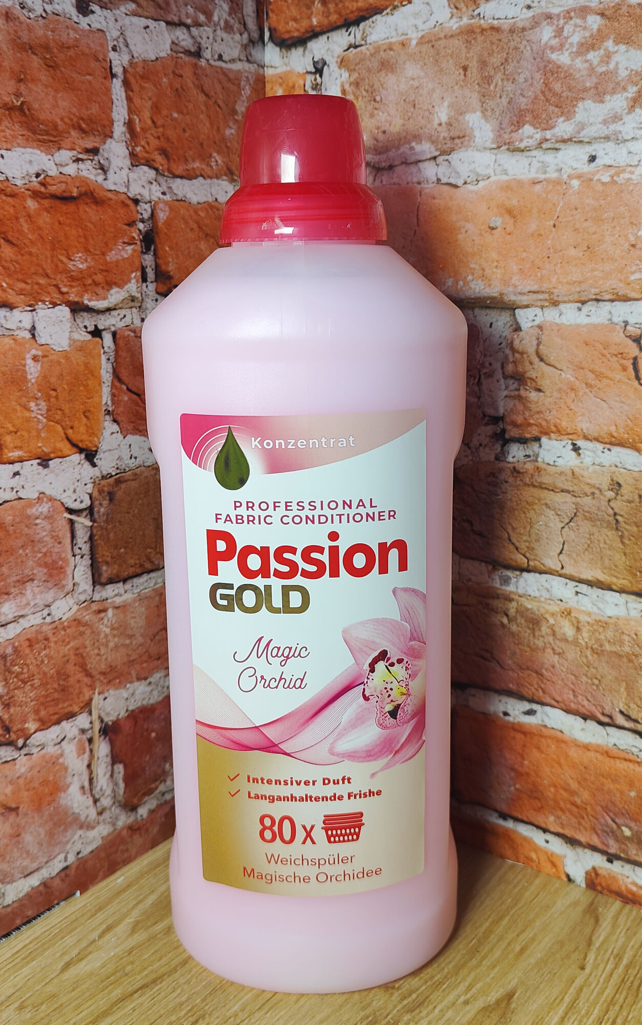 Passion Gold Кондиционер для белья Волшебная орхидея 2 л на 80 стирок