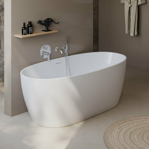 Отдельностоящая овальная акриловая ванна в комплекте со сливом-переливом BelBagno BB414-1700-800 smesiteli