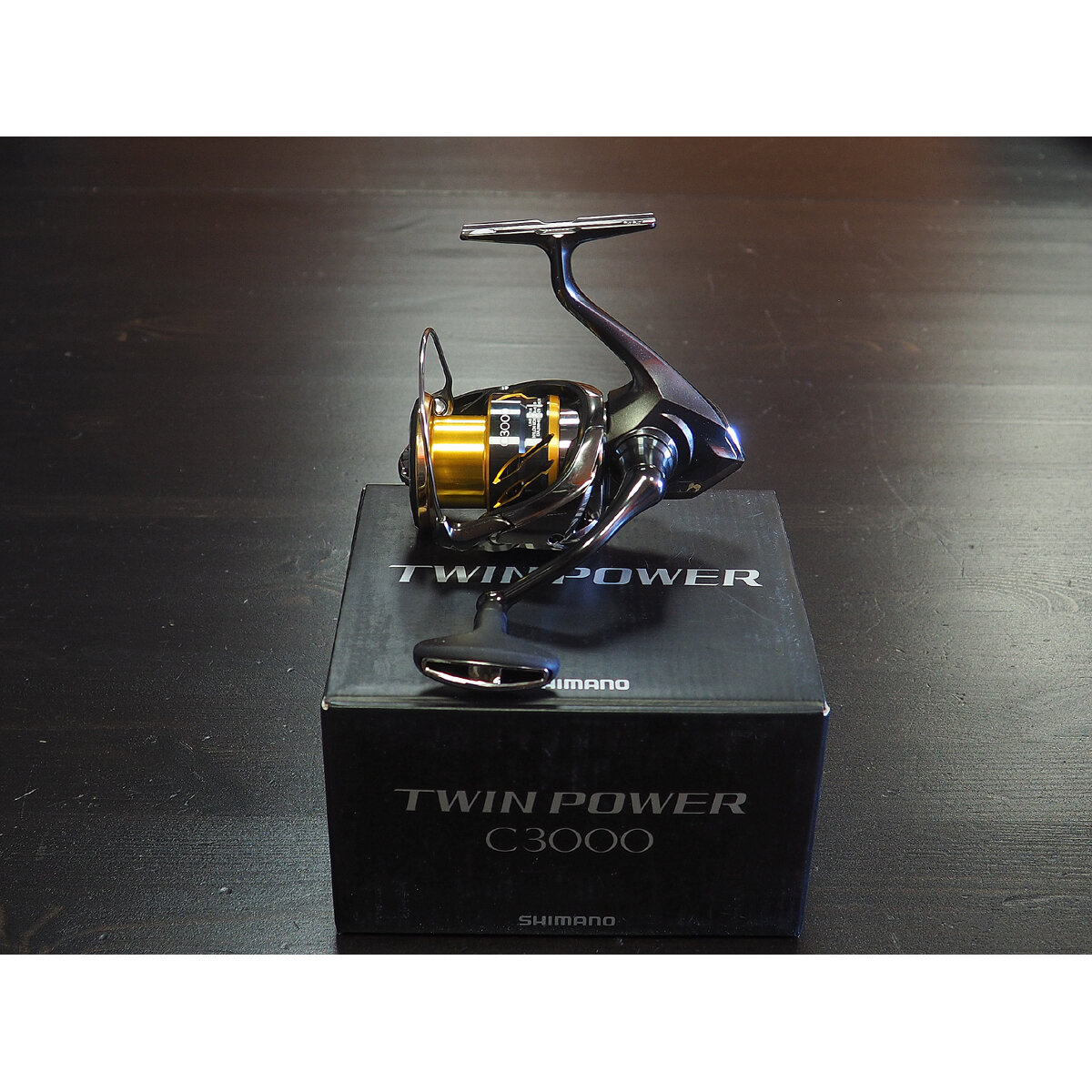 Катушка для рыбалки Shimano 20 Twin Power C3000
